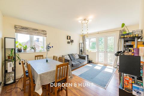 67 Brading Crescent, London, E11 3RT