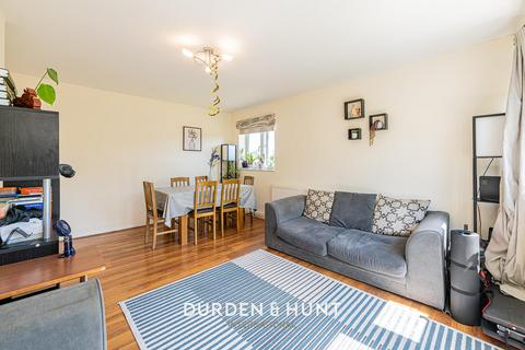 67 Brading Crescent, London, E11 3RT