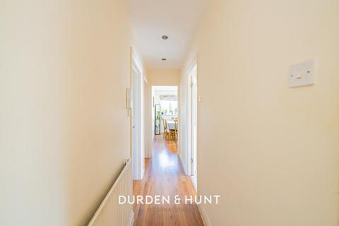 67 Brading Crescent, London, E11 3RT