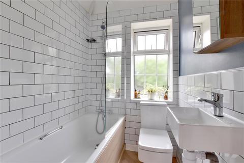 24 Meerbrook Road, London, SE3 9QQ
