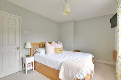 24 Meerbrook Road, London, SE3 9QQ