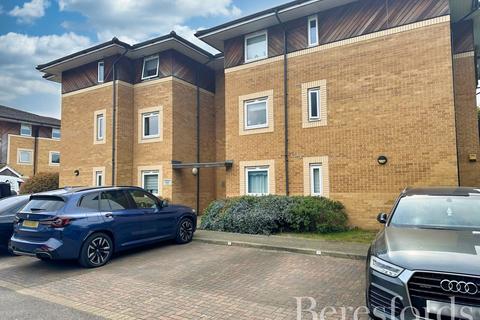 2 bedroom apartment for sale, Stafford Avenue, Hornchurch, RM11