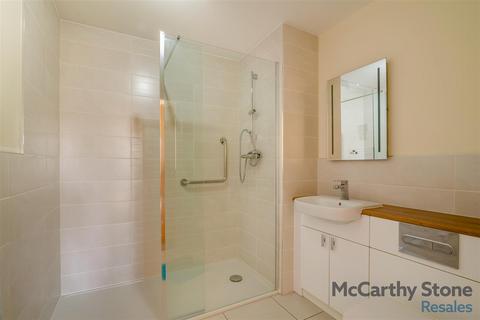 2 bedroom apartment for sale, Scaife Garth, Pocklington, York, Yorkshire, YO42 2SJ