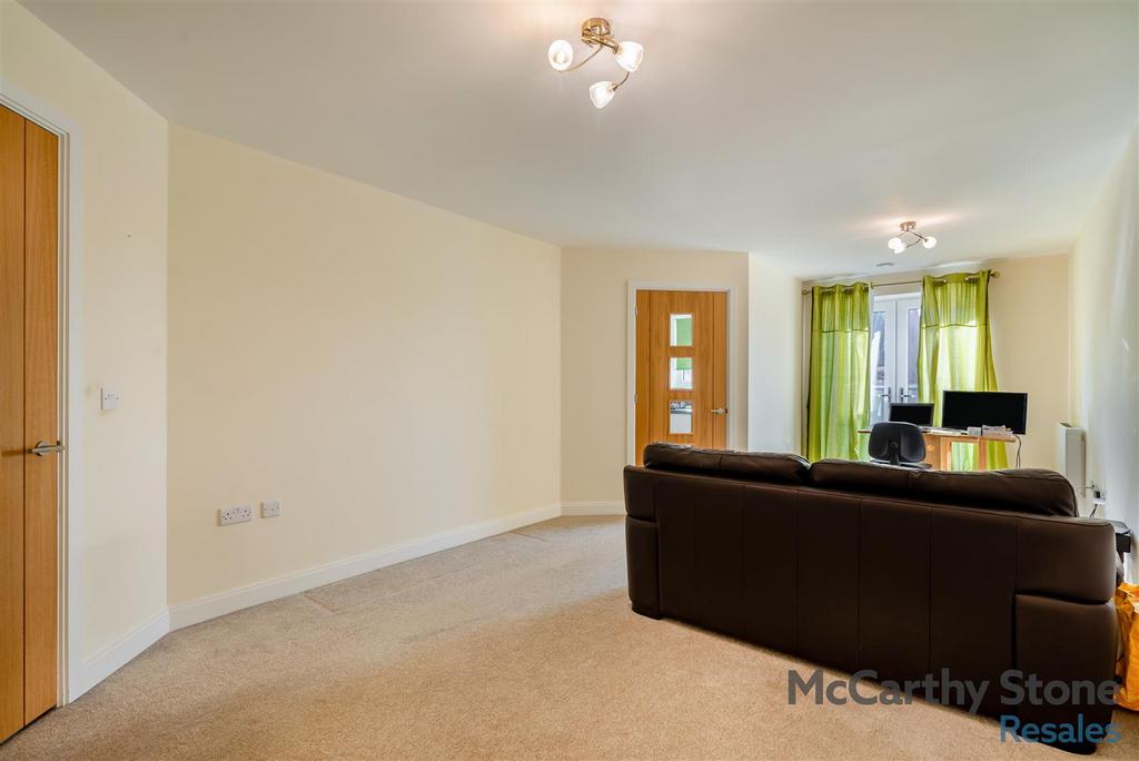 8644454-interior16.jpg