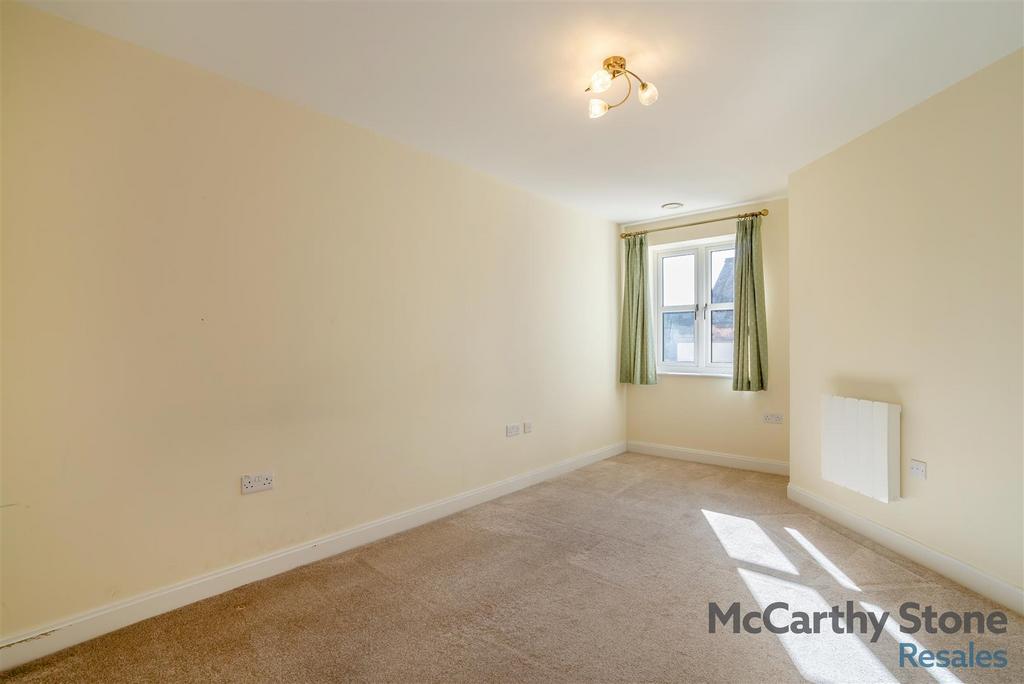 8644454-interior02.jpg