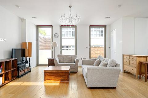 3 bedroom penthouse for sale, Warwick Court, London, WC1R
