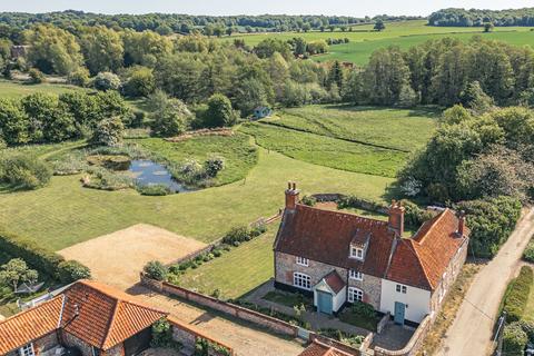 6 bedroom detached house for sale, A Character Property Standing Within Beautifully Maintained Grounds Offered Chain Free in Letheringsett