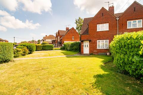 2 bedroom semi-detached house for sale, Clinton Road, Solihull B90