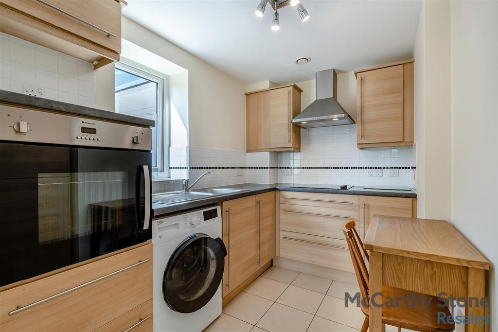 8647780-interior13.jpg