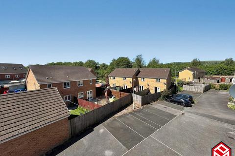 2 bedroom flat for sale, Ffordd Maendy, Sarn, Bridgend, Bridgend County, CF32 9EZ
