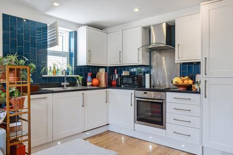 1 bedroom apartment for sale, Marler Road, London
