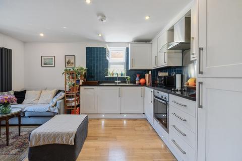1 bedroom apartment for sale, Marler Road, London