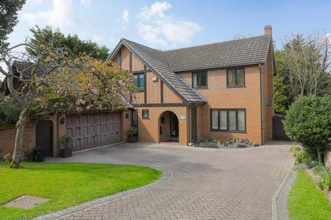 4 bedroom detached house for sale, Knold Park, Margate, CT9