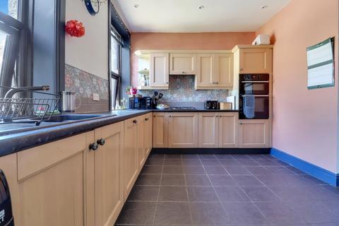 undefined, NEW HEY ROAD, HUDDERSFIELD, HD3