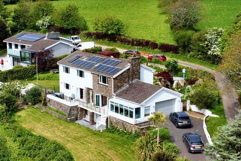 4 bedroom detached house for sale, Dolphin House, Church Road, Llanstadwell