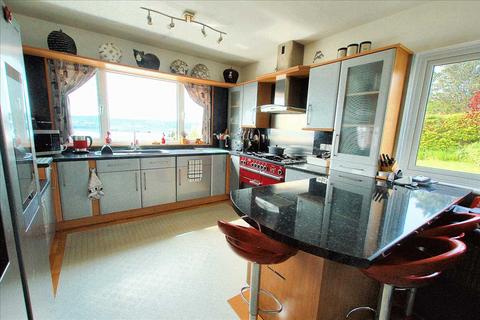 4 bedroom detached house for sale, Dolphin House, Church Road, Llanstadwell