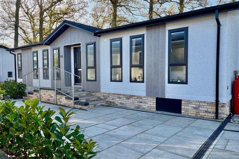 2 bedroom park home for sale, Organford Poole