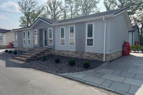 2 bedroom static caravan for sale, Organford Poole
