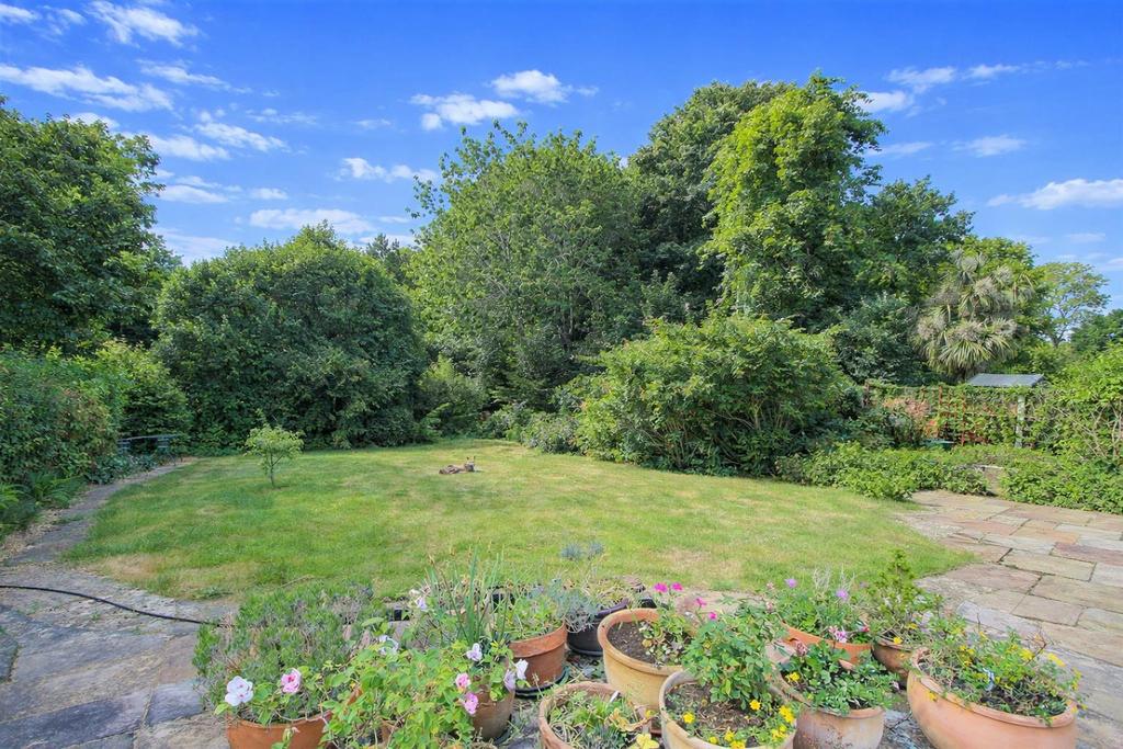 GARDEN C.jpg