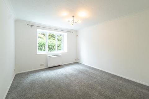 Granville Place, Pinner HA5