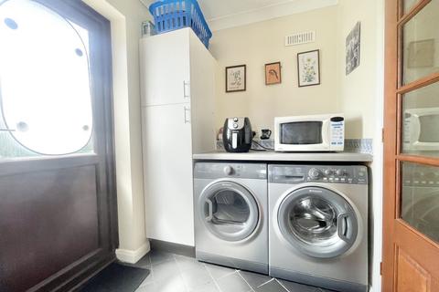 30 Berkshire Drive, Exeter, EX4 1NG
