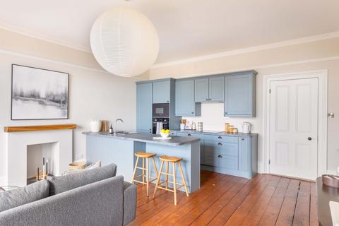 2 bedroom flat for sale, Broadwater Down, Tunbridge Wells, TN2