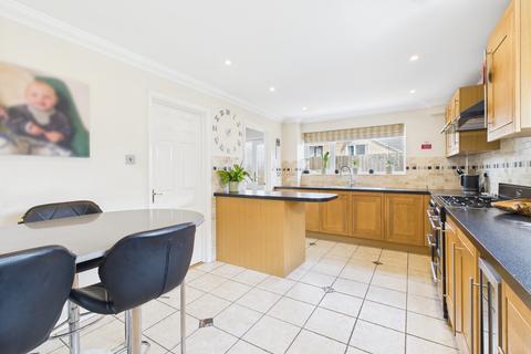 4 bedroom detached house for sale, Church Street, Moulton, NN3 7SP