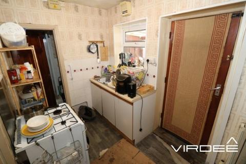 undefined, Nuttall Grove, Handsworth, West Midlands, B21