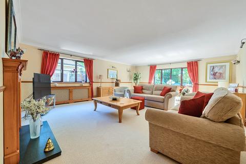 undefined, Reading Road, Wokingham RG40