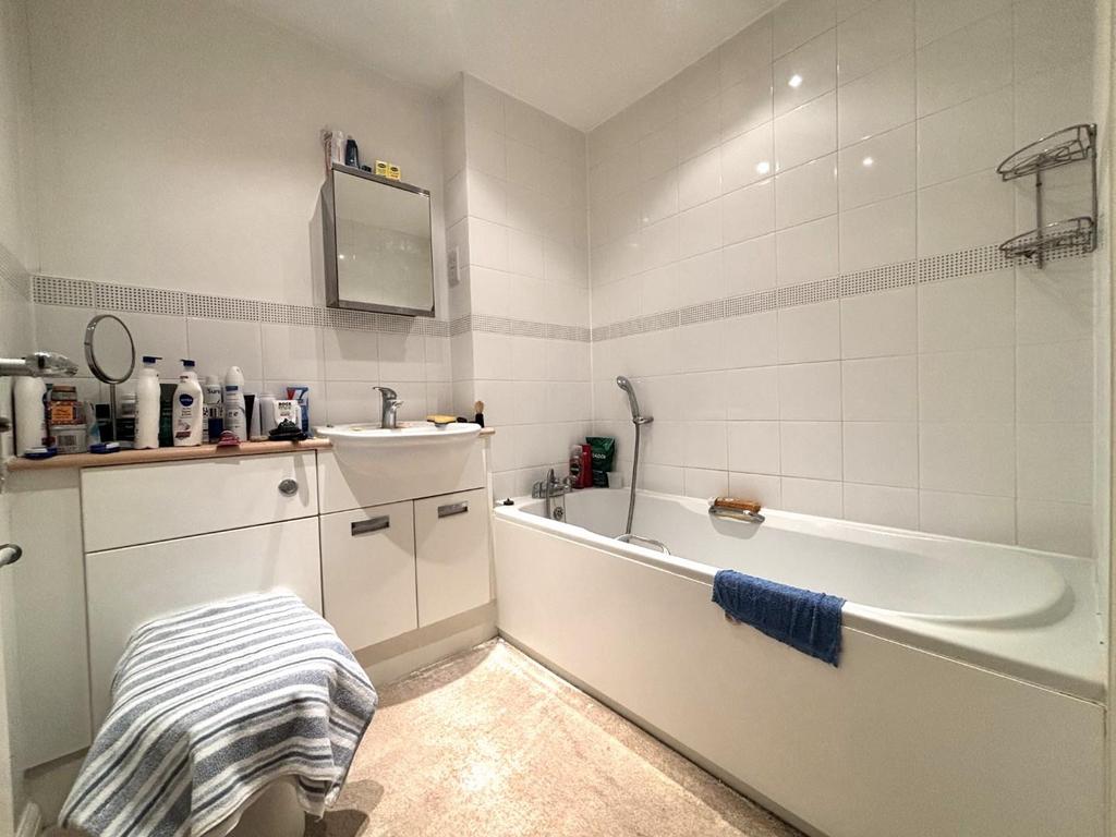 Bathroom.jpeg