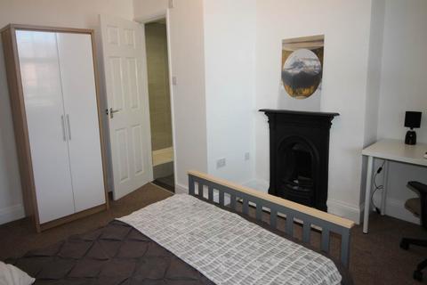 1 bedroom in a house share to rent, Macklin Street, Derby,