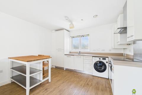 2, Amethyst Court Rainbow Road, Erith, DA8 2EH