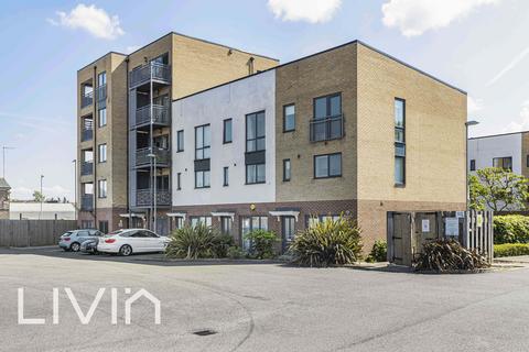 13 Watson Place, London, SE25 5EX