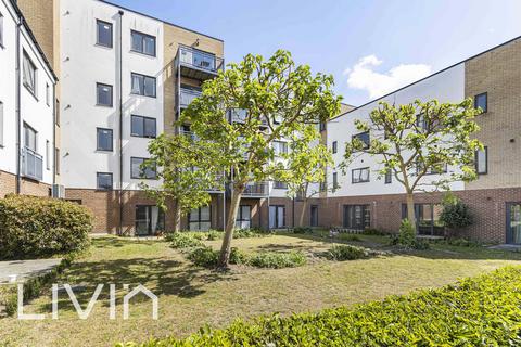 13 Watson Place, London, SE25 5EX