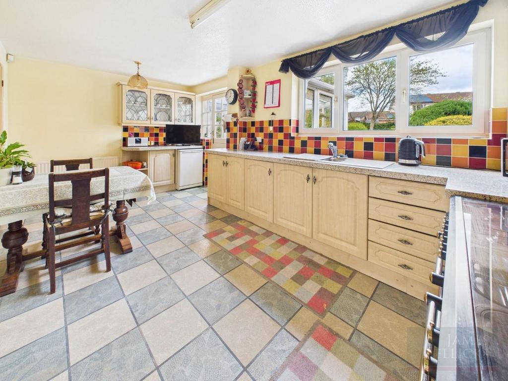 Breakfast Kitchen