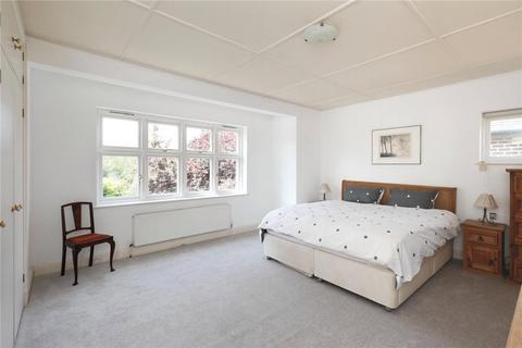 48 Barham Road, London, SW20 0ET
