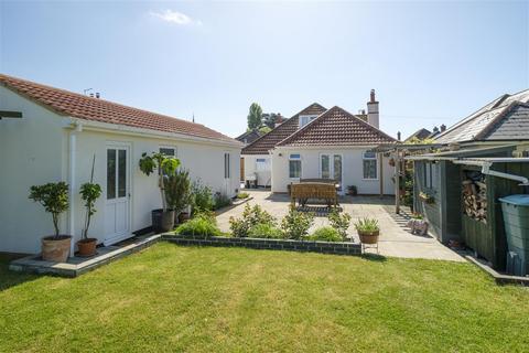 4 bedroom detached house for sale, Balfour Road, Walmer