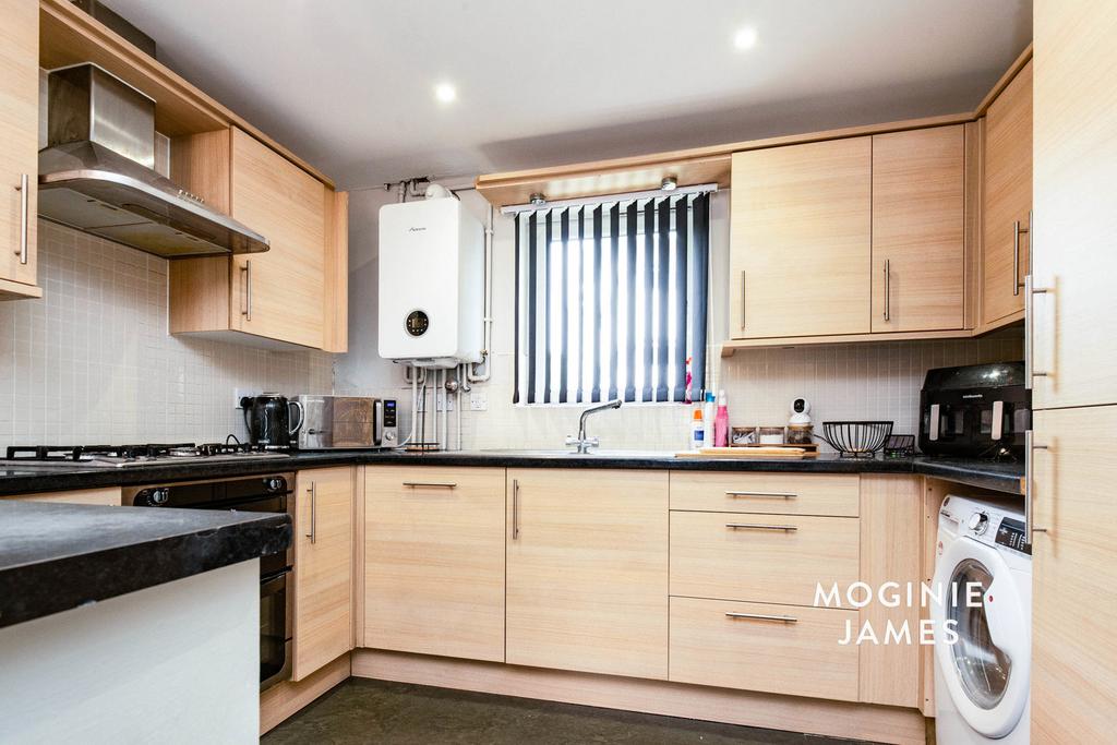 Apartment in Cardiff - View 5