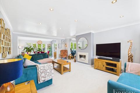34 Pendennis Close, Basingstoke, RG23 8JD