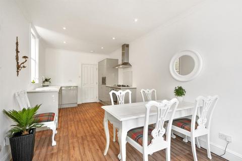4 bedroom terraced house for sale, Aston Street, Oxford OX4