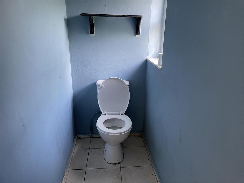 Separate WC