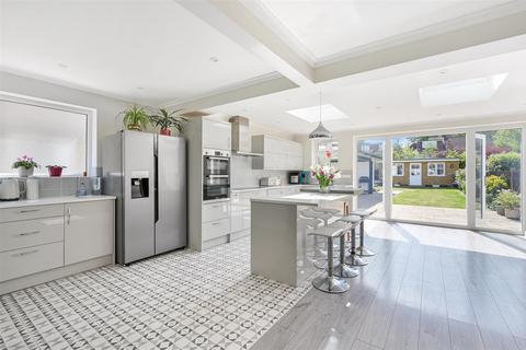 11 Corrigan Avenue, Coulsdon, CR5 2QP