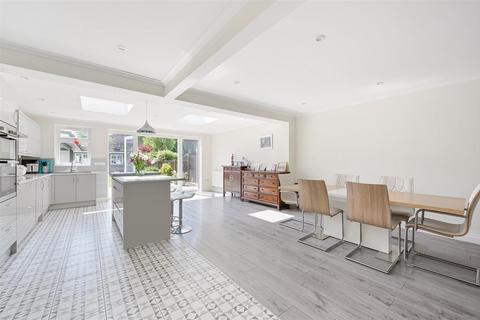 11 Corrigan Avenue, Coulsdon, CR5 2QP