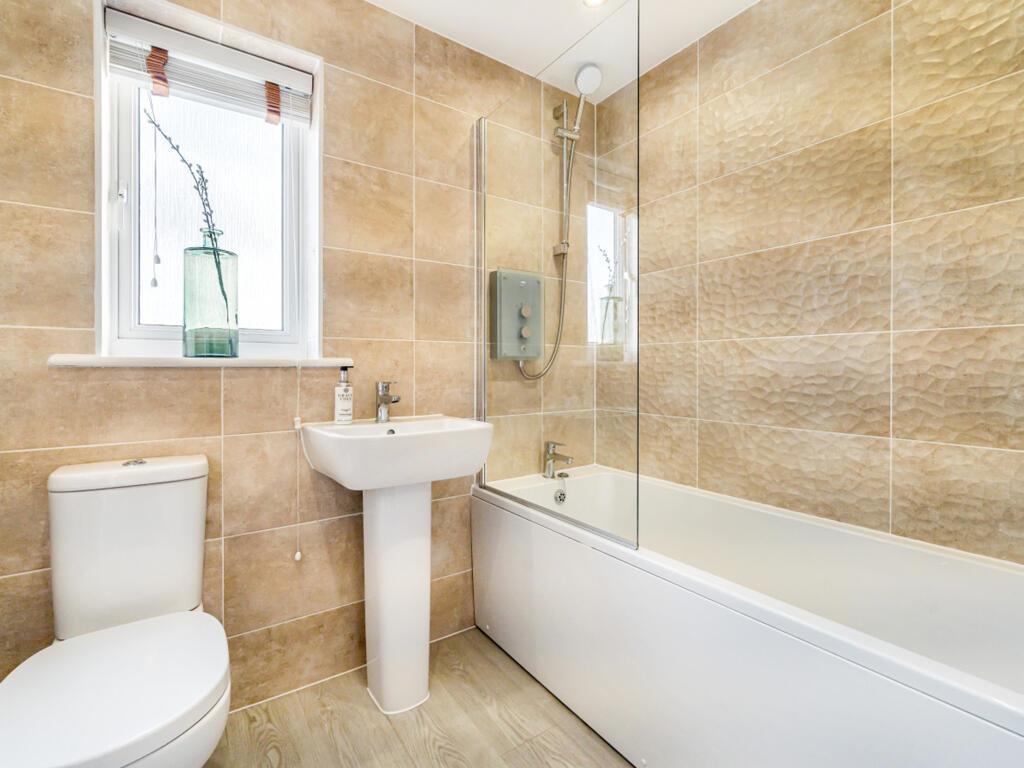Bathroom.jpeg