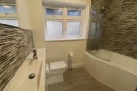 2 bedroom terraced house to rent, The Yews, Gravesend, Kent, DA12