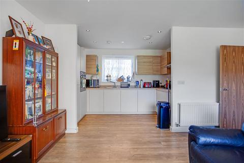 3 bedroom apartment for sale, Cornelius House, 5 Handley Page Road, Essex
