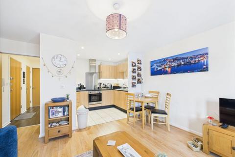 2 bedroom apartment for sale, 17 St.Johns, Albion Place