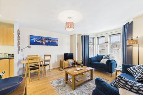 2 bedroom apartment for sale, 17 St.Johns, Albion Place