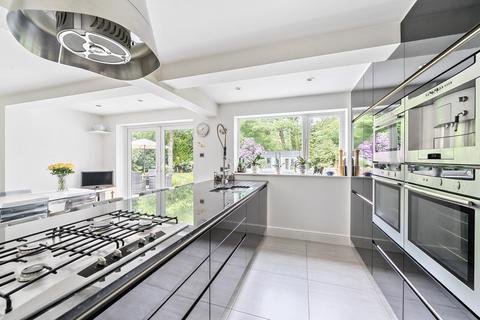 undefined, Gorselands Close, West Byfleet, KT14