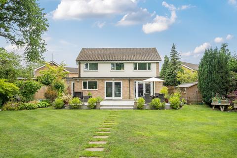 undefined, Gorselands Close, West Byfleet, KT14